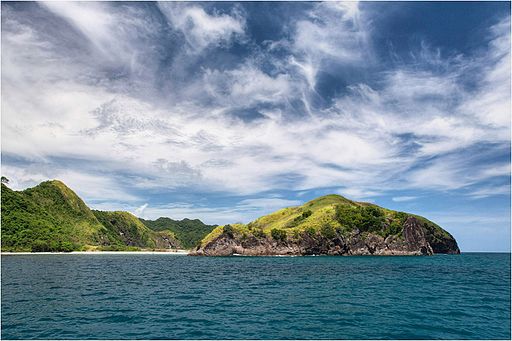 Pitogo Island in Caramoan