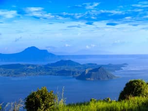 Taal volcano day tour from Tagaytay