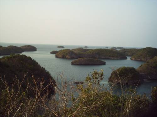 Hundred Islands tour package